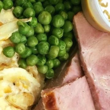 Meal Package: Ham & Scalloped Potatoes with Organic Peas & Honey Mustard Sauce, Organic Greens, Garlic Cheddar Biscuits (Available THURSDAY Nov 27th)